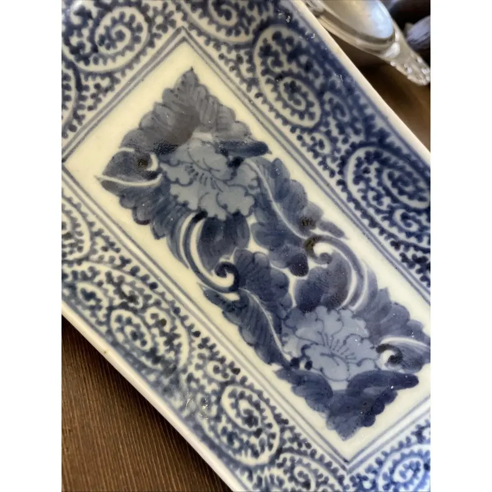 Old Imari Decorative Plate - Vintage Sushi Japanese Porcelain 8 1/2x4 1/2